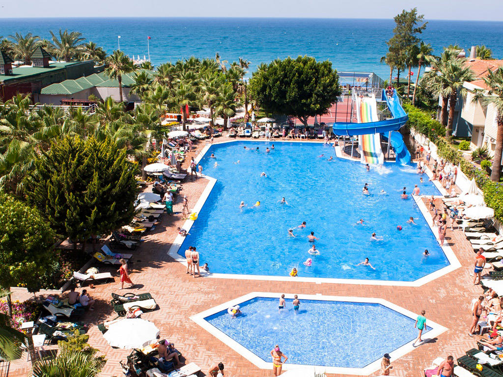 Concordia Celes Hotel