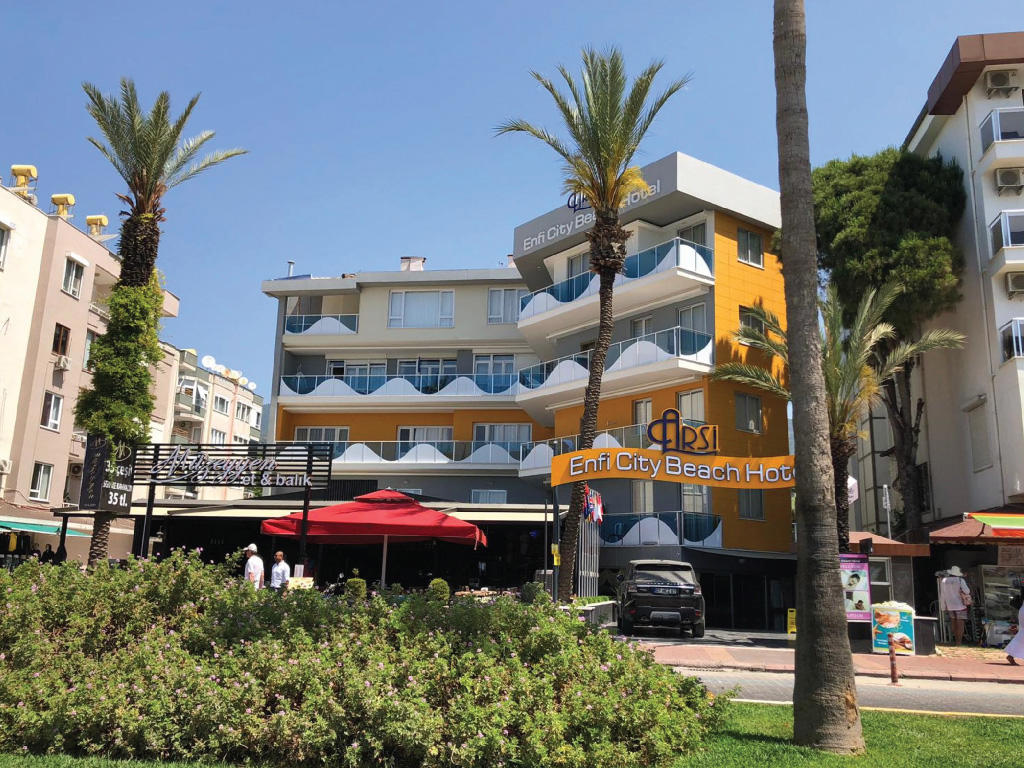 Arsi Enfi City Beach