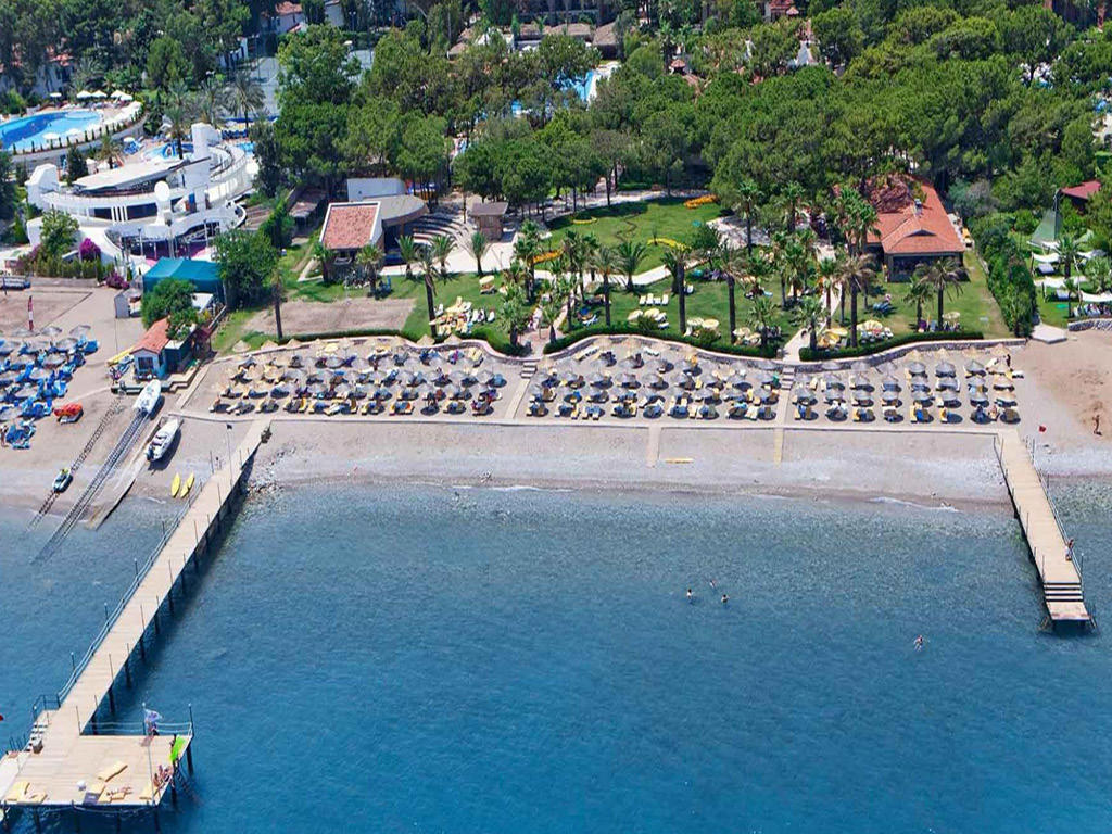 Champion Holiday Village