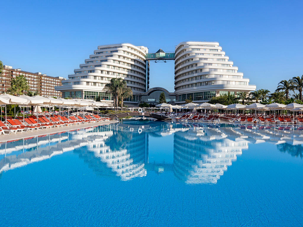 Miracle Resort Hotel