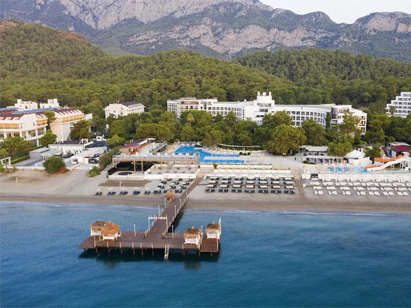 Perre La Mer Hotel Resort & Spa