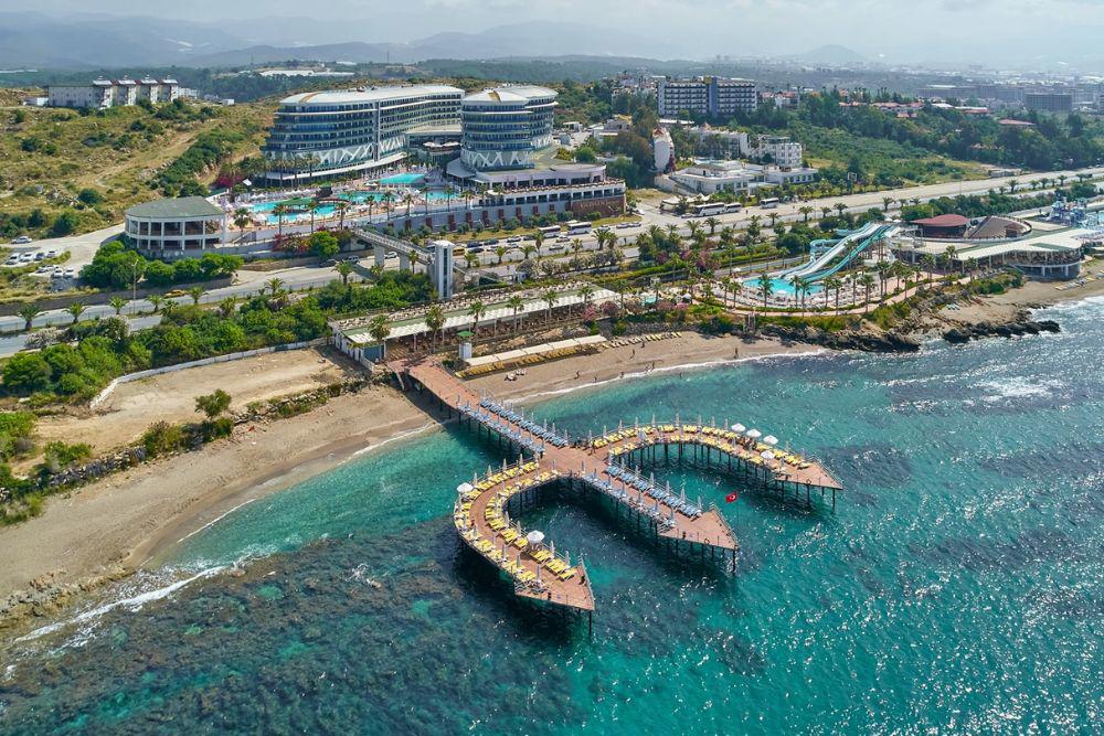 Vikingen Infinity Resort & Spa