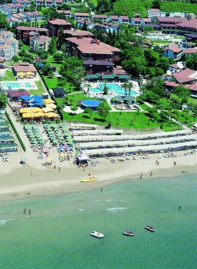 Sandy Beach Hotel - Foto 1