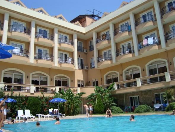 Beso Beach Hotel - Foto 1